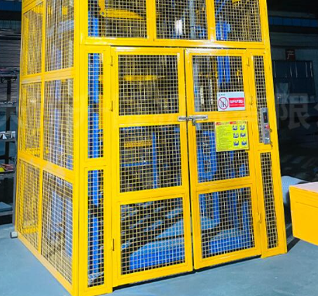 盐田货梯可以安装在室外吗